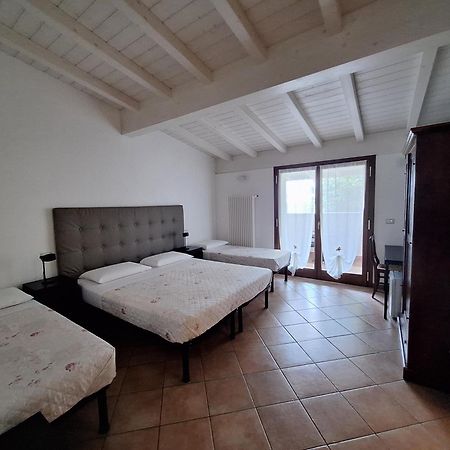Bed & Breakfast Torrechiara エクステリア 写真