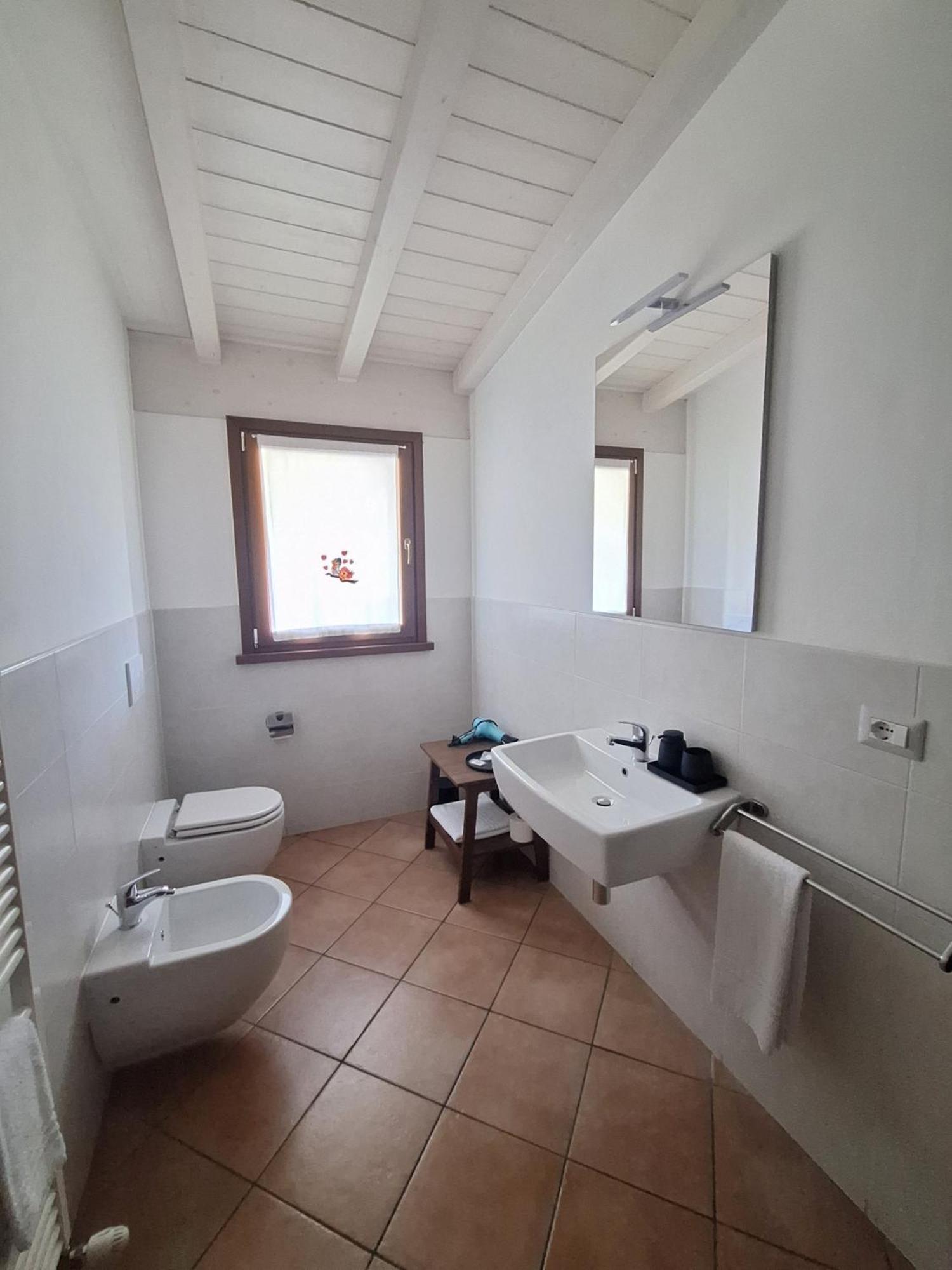 Bed & Breakfast Torrechiara エクステリア 写真