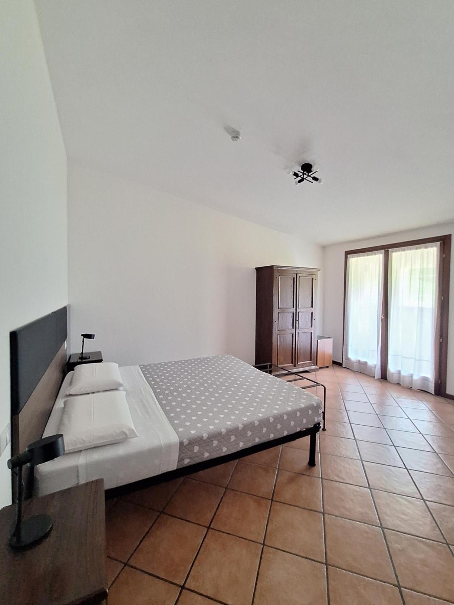 Bed & Breakfast Torrechiara エクステリア 写真